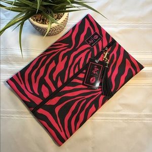 🆕 “Fever” Makeup Junkie Bag - Large